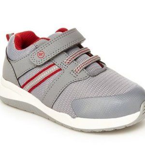Munchkin by Stride Rite Little Kid Boy's Maxo Sneaker